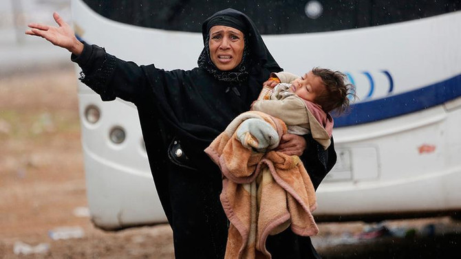 Irak'ta 700 bin kişi kamplarda yaşıyor