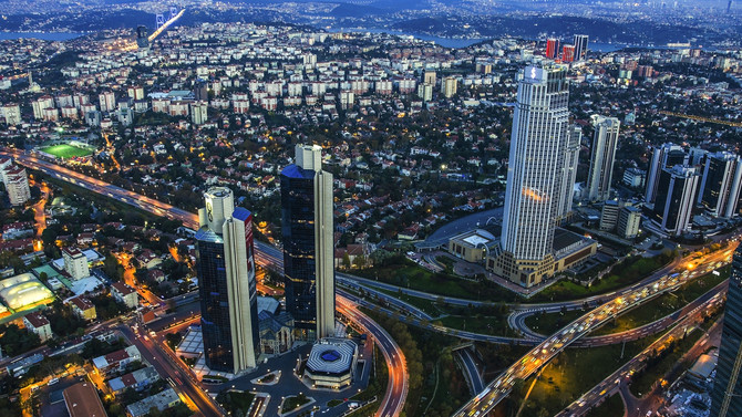İstanbul'a yeni meydan