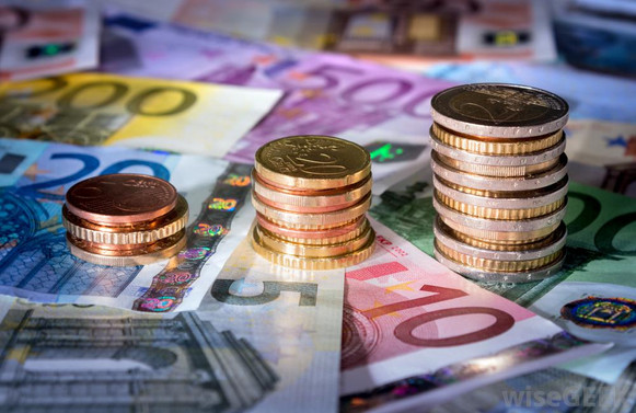 Hazine eurobond ihracı ile 1 milyar euro borçlandı