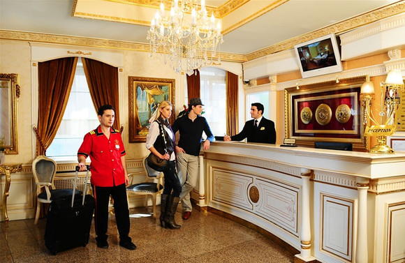 Bakanlıktan turizme 'eğitim' desteği