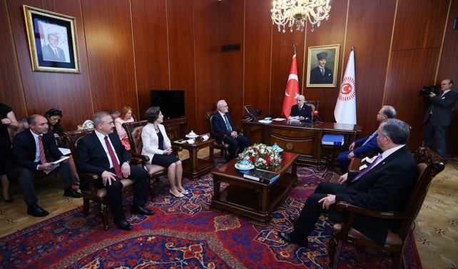 İçtüzük görüşmeleri başladı