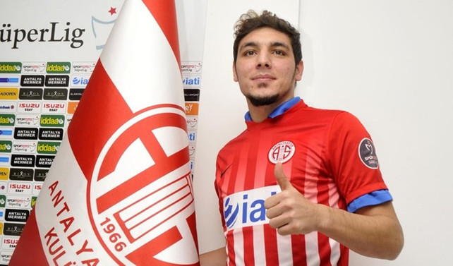 Antalyaspor, Salih Dursun'u kadrosuna kattı