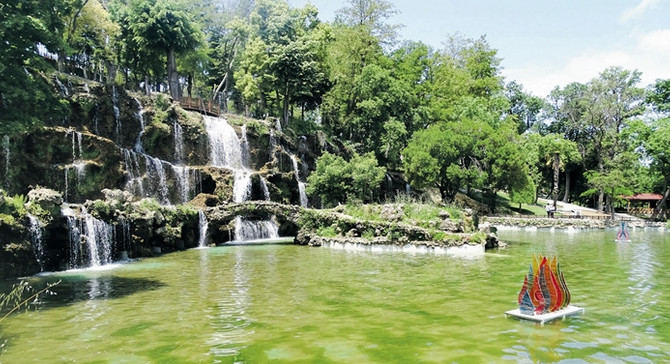 İstanbul'da deniz kokulu, sanat dolu bir haziran günü