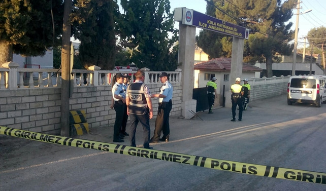 Cinnet getiren asker 3 arkadaşını şehit etti