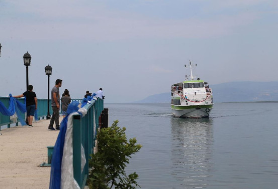 İznik'te 'Mavi Tur' sezonu başladı
