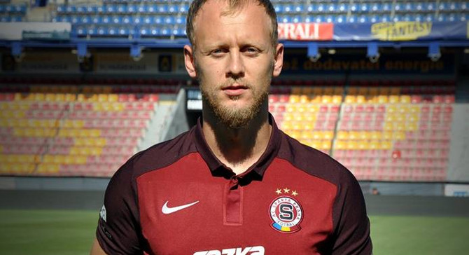Semih Kaya resmen Sparta Prag'da