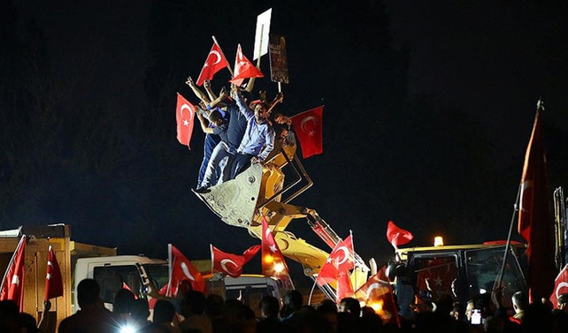 Sendikaların '15 Temmuz' mesajları