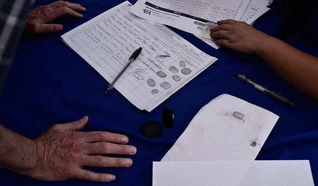 Venezuela'da sembolik referandum