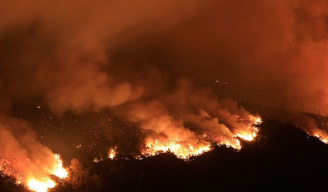 Kanada'daki orman yangını büyüyerek devam ediyor