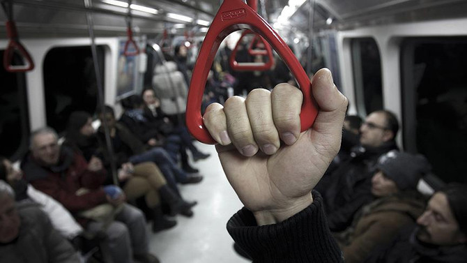 Metro seferleri normale döndü