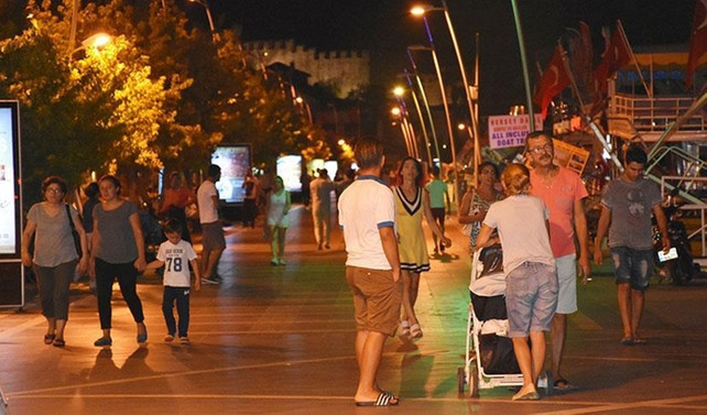 Ege Denizi'ndeki depremin ardından 40 artçı sarsıntı kaydedildi