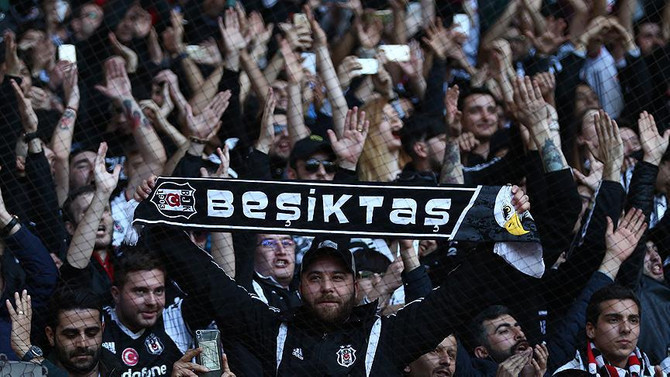Beşiktaş kombine fiyatlarında Avrupa kulüplerini solladı
