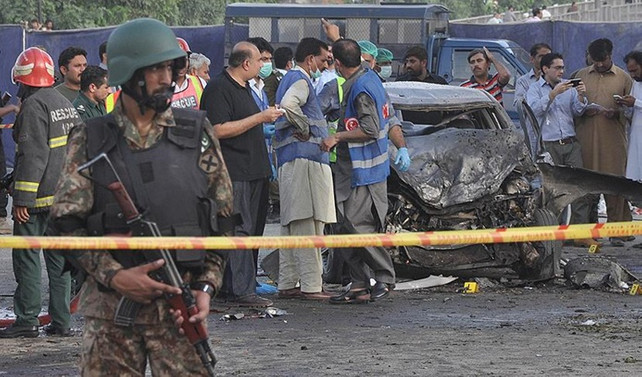 Pakistan'da intihar saldırısı: 26 ölü, 49 yaralı
