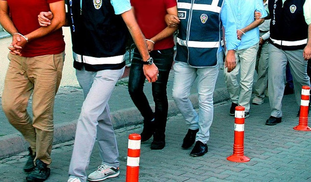 Diyarbakır'daki terör soruşturmasında 7 tutuklama