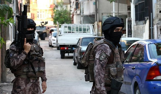DEAŞ operasyonunda 12 kişi tutuklandı