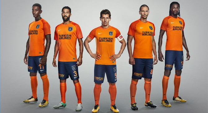 THY, Medipol Başakşehir'in forma sponsoru oldu
