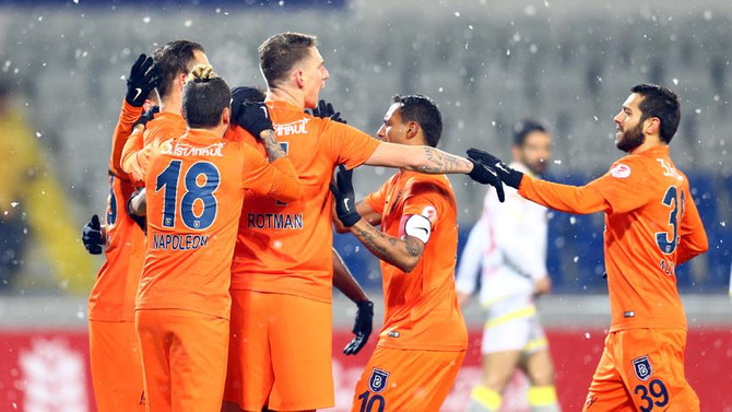 Başakşehir'in kadrosu belli oldu