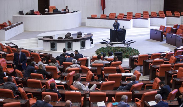 CHP'nin eylemi sürüyor