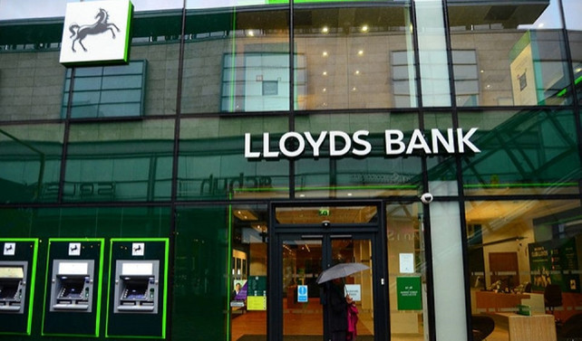 Lloyds müşterilerine 1 milyar sterlin tazminat ödeyecek