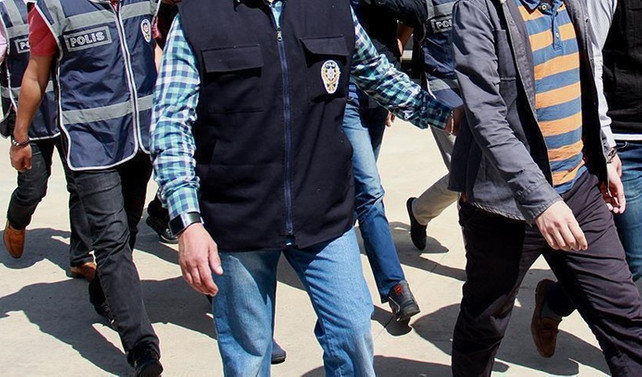 Kocaeli'de 4 muvazzaf asker tutuklandı