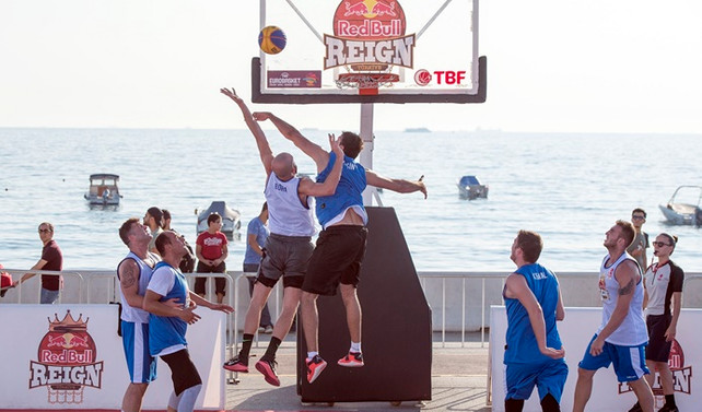 Sokak Basketbolunun Kralı 'Hercules'