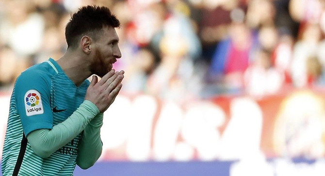 Messi yeni sözleşmeyi imzaladı