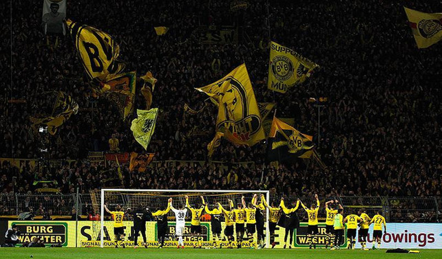 Dortmund'da sadece 66 kişi kombinesini yenilemedi