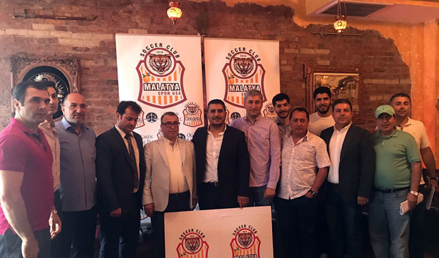 Malatyalı işadamlarından ABD'de futbol okulu