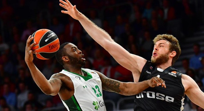 Nicolo Melli Fenerbahçe Doğuş'ta