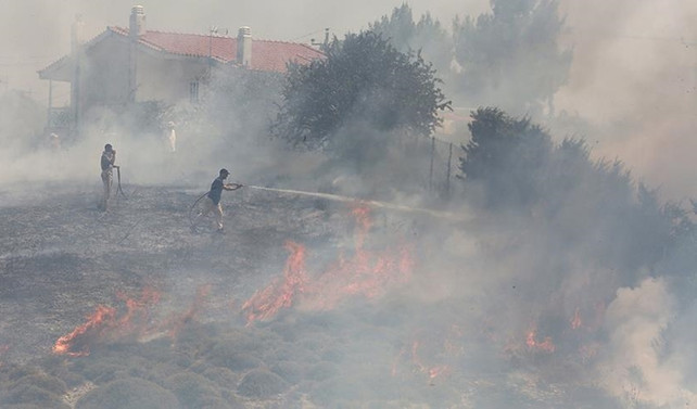 Yunan adasında OHAL ilan edildi