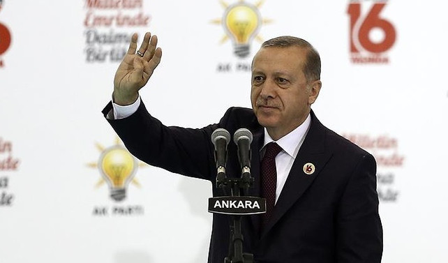 'Alman dergisine AK Parti'yi şikayet ederek iktidar olamazsın'