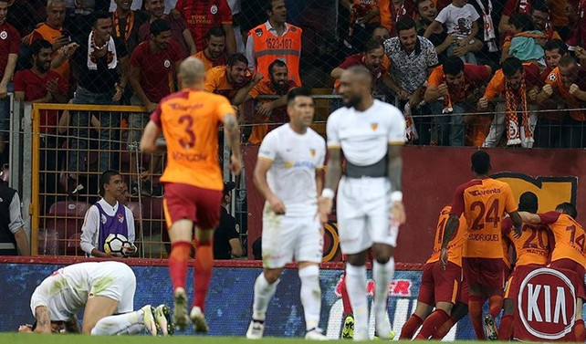 Galatasaray, galibiyetle başladı