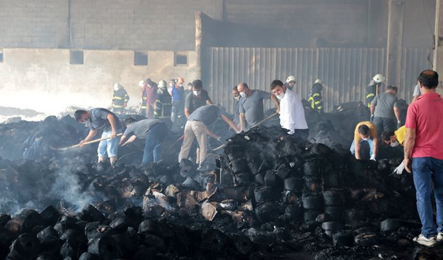 Fabrika yangınının ardından kriz masası kuruldu