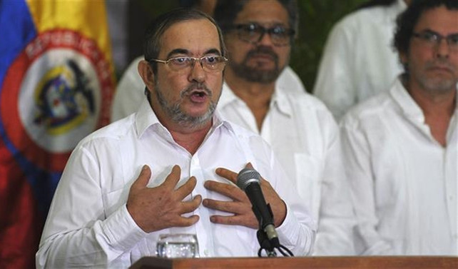 FARC lideri Kolombiya'ya döndü