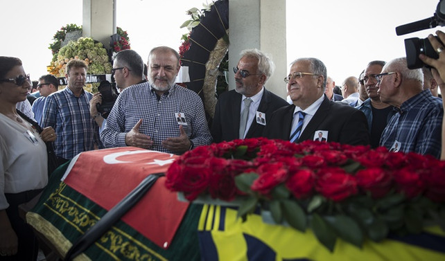 Şükrü Kızılot, son yolculuğuna uğurlandı