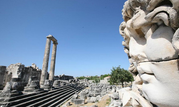 Apollon Tapınağı ayağa kaldırılacak
