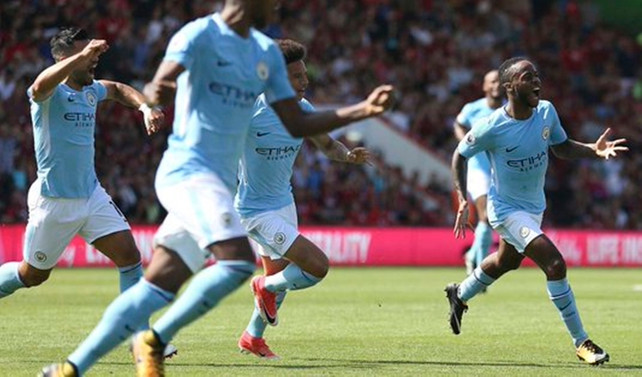 Manchester City son dakika golüyle güldü