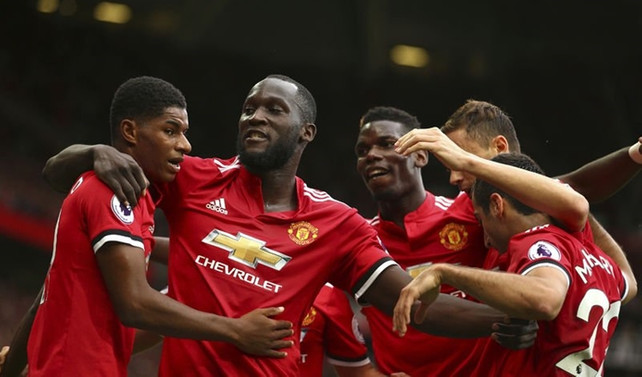 Manchester United seriyi bozmadı