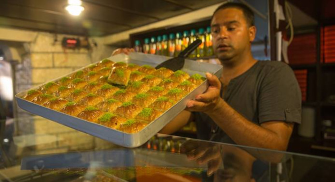 Baklavacılarda bayram telaşı başladı