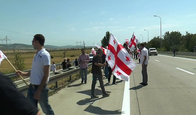Gürcistan'da Rusya protestosu