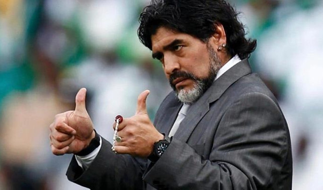 Maradona: Maduro'nun emrinde bir neferim
