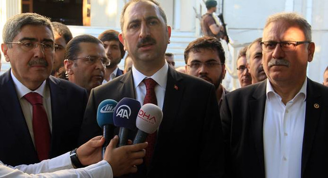 Adalet Bakanı Gül Gaziantep'te