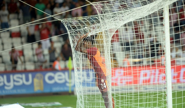 Galatasaray puan kaybetti