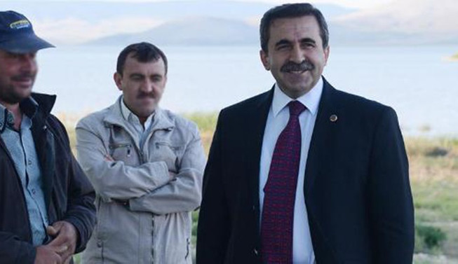 Eski belediye başkanına tahliye kararı