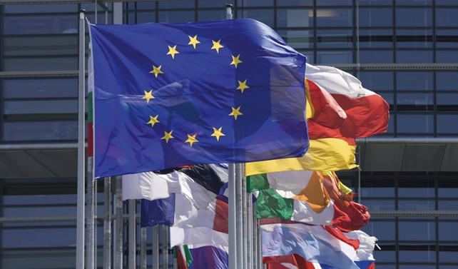 AB'nin Google ve Facebook'tan vergi kaybı 5.4 milyar euro