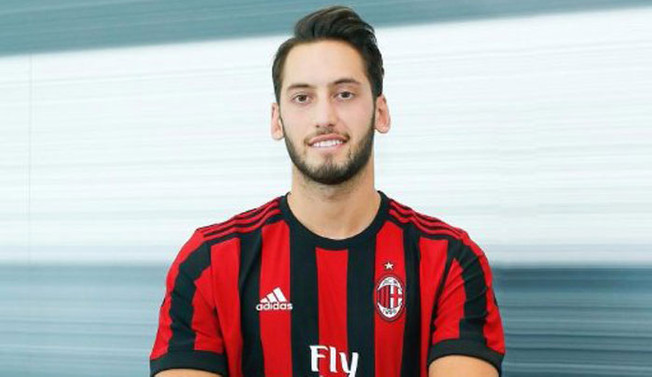 İtalyan basınından Çalhanoğlu’na övgü