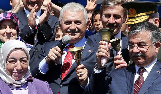Başbakan ilk ders zilini Şanlıurfa'da çalacak