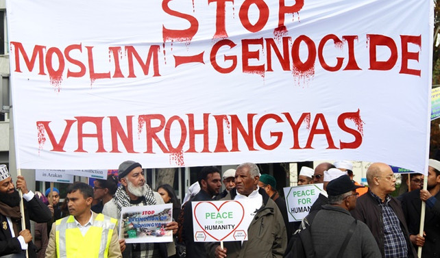 Hollanda'da Arakan protestosu