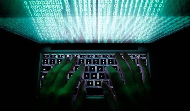 Avril Lavigne internetin en tehlikeli ünlüsü