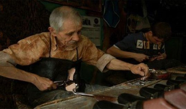 Ayakkabı zanaatkarları iş bıraktı